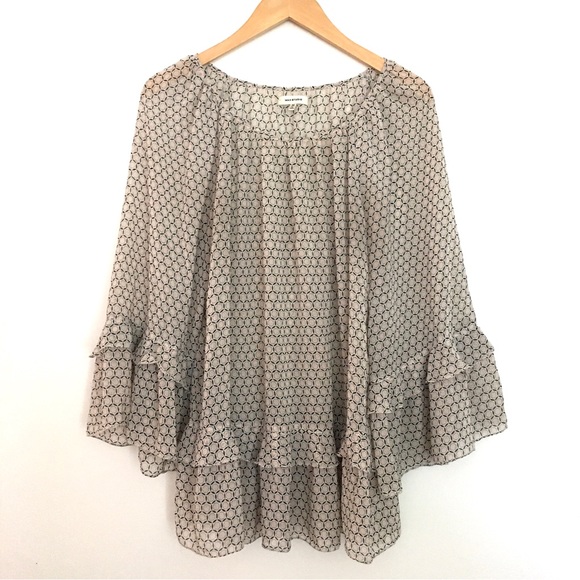 Max Studio Tops - Max Studio Boho Ruffle Bell Sleeve Blouse size Medium